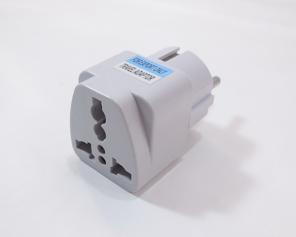 Travel Adapter Универсальный сетевой переходник - Pic n 278301