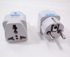 Travel Adapter Сетевой переходник 10A Позволяет подключать к Нашим Евророзеткам UK/USA Американские, Английские вилки. Качество!